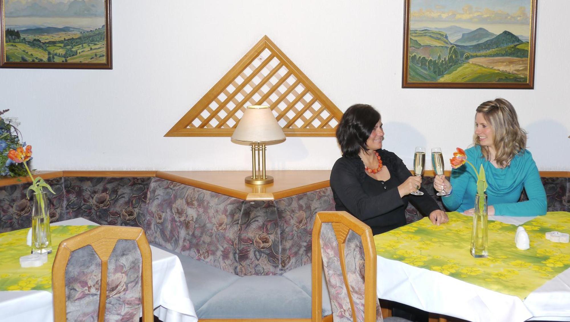Naturparkhotel Haus Hubertus Курорт Ойбин Екстериор снимка