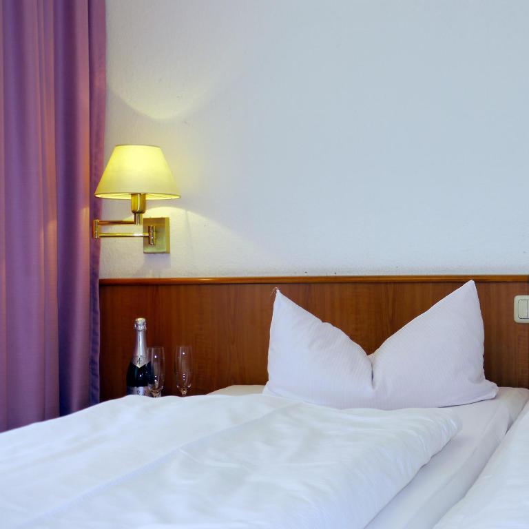 Naturparkhotel Haus Hubertus Курорт Ойбин Стая снимка