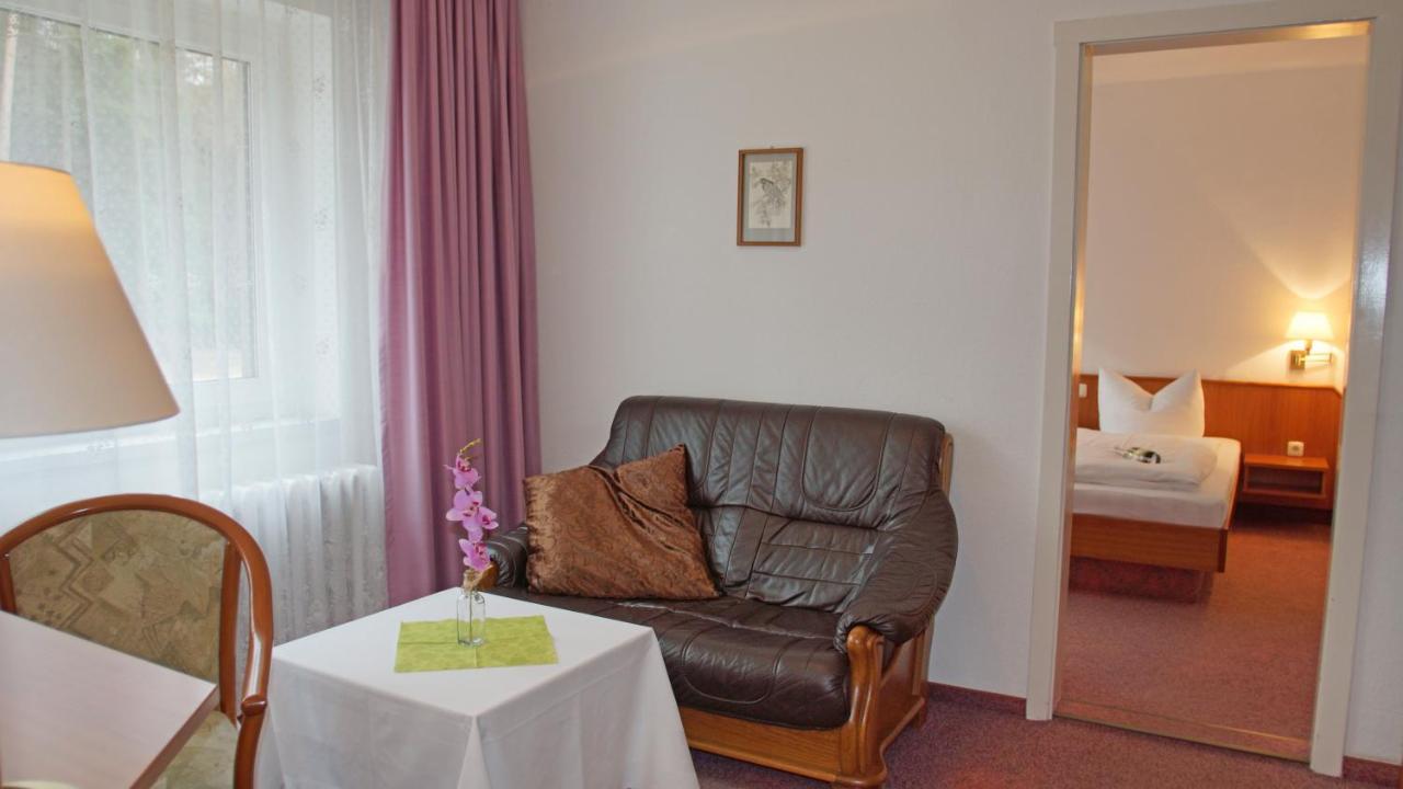 Naturparkhotel Haus Hubertus Курорт Ойбин Екстериор снимка